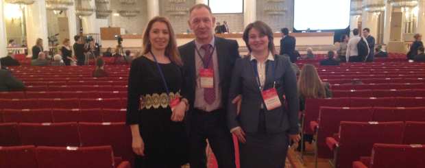 В Колонном Зале состоялся XXVIСъезд Ассоциации российских банков(А Р Б ). Присутствовало свыше 1500 делегатов и гостей